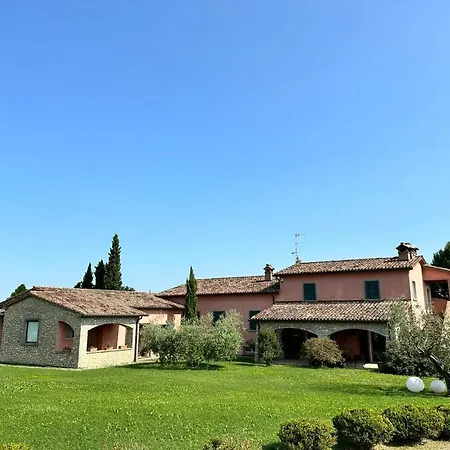 Bucatino By Mmega Villa Pistrino